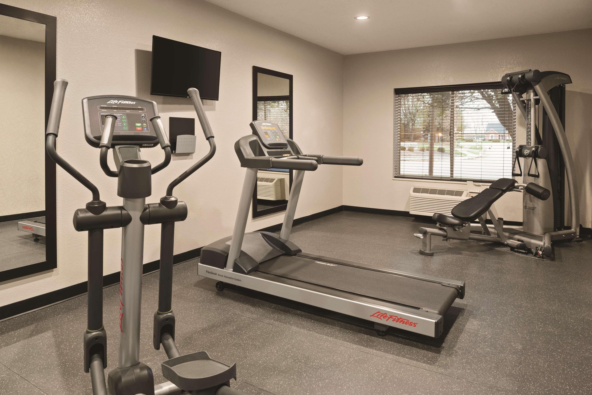 Instalaciones Recreativas Country Inn & Suites by Radisson, Indianapolis South, IN