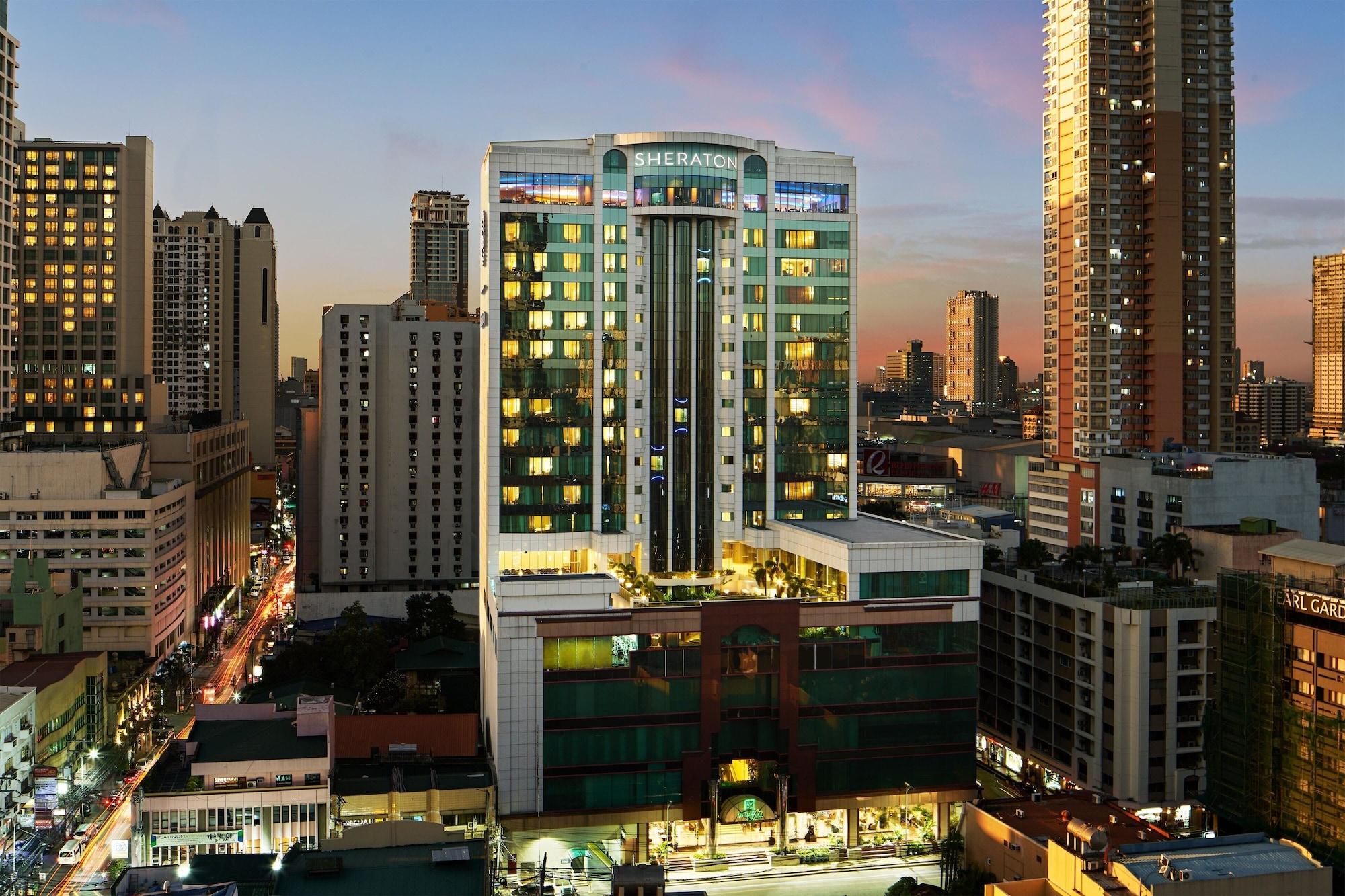 Vista Exterior Sheraton Manila Bay