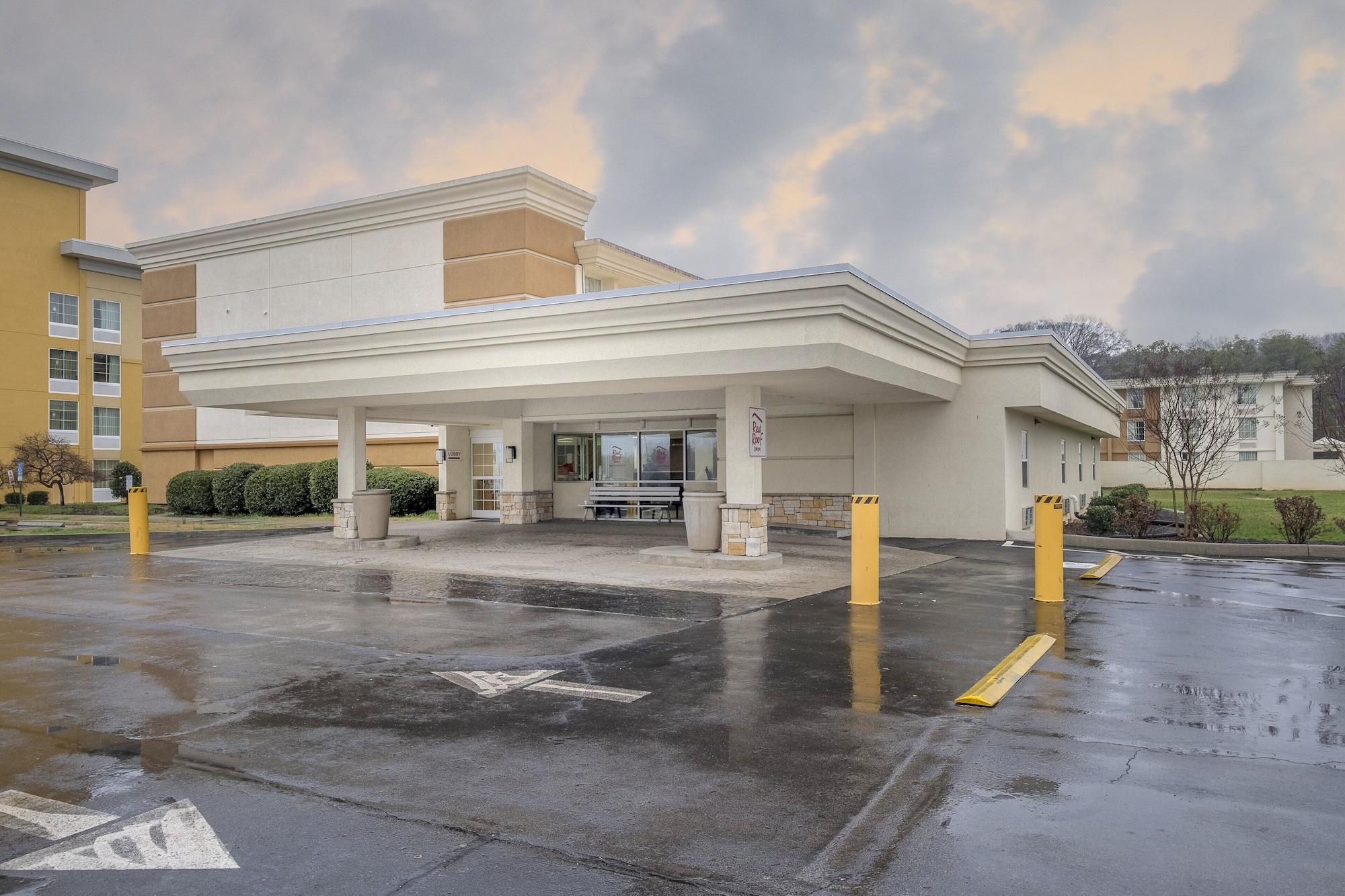 Vista Exterior Red Roof Inn Knoxville Central - Papermill Road