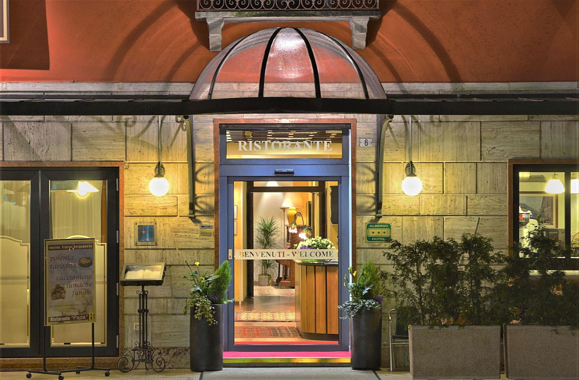 Vista Exterior Bes Hotel Papa San Pellegrino Terme