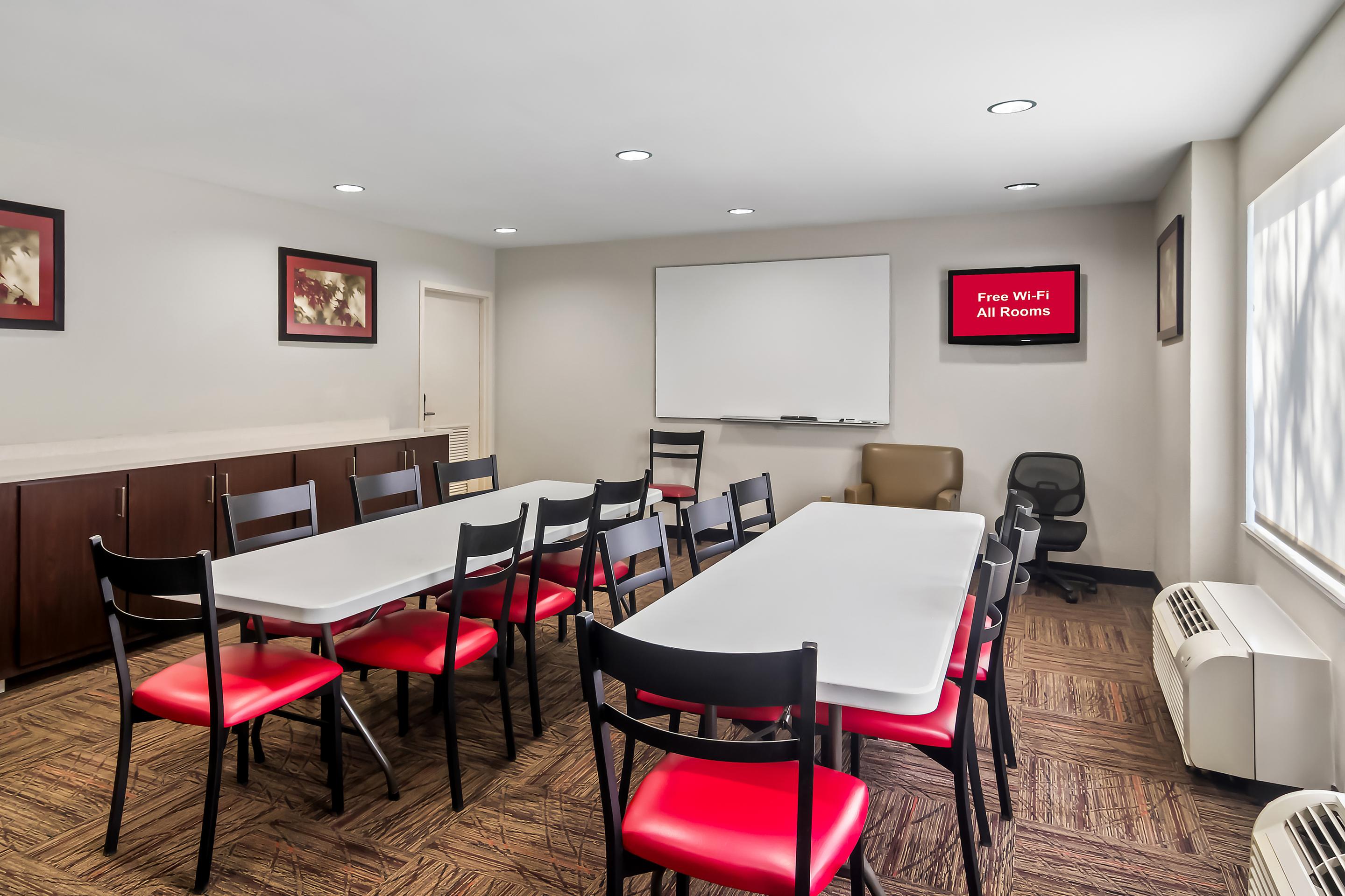 Sala de Reuniones Red Roof Inn PLUS+ Jacksonville - Southpoint