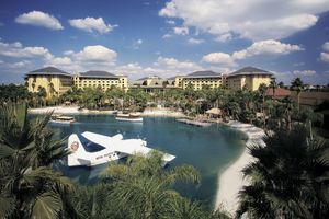 Alojamiento - Universal’s Loews Royal Pacific Resort