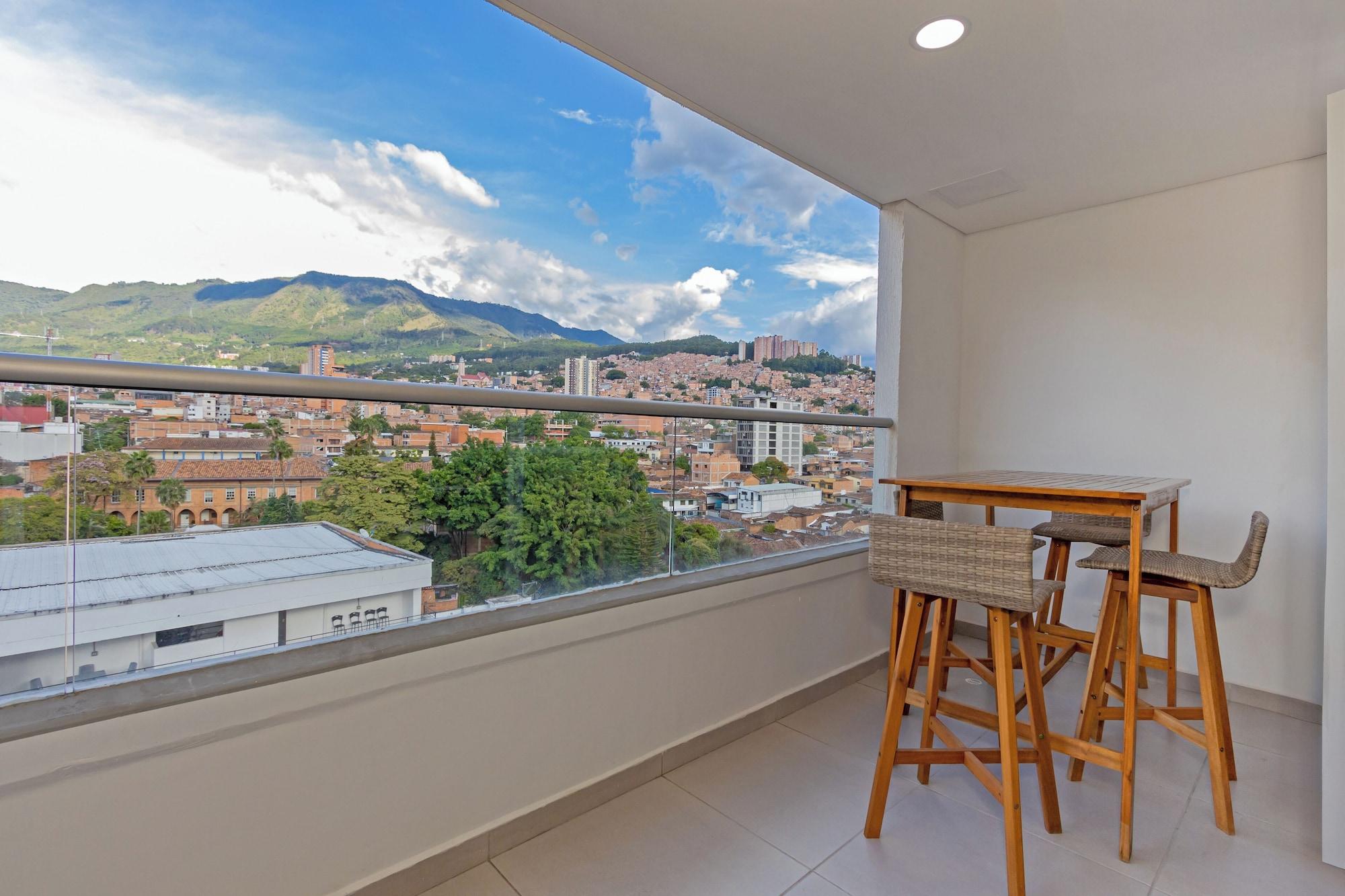 Varios Aiana Verde by Host Medellin