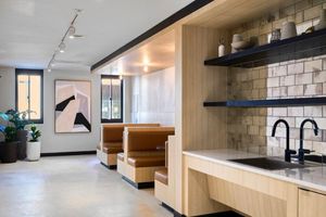 Alquiler Vacacional - Modern 2BR with Fireplace &Fitness & Lounge