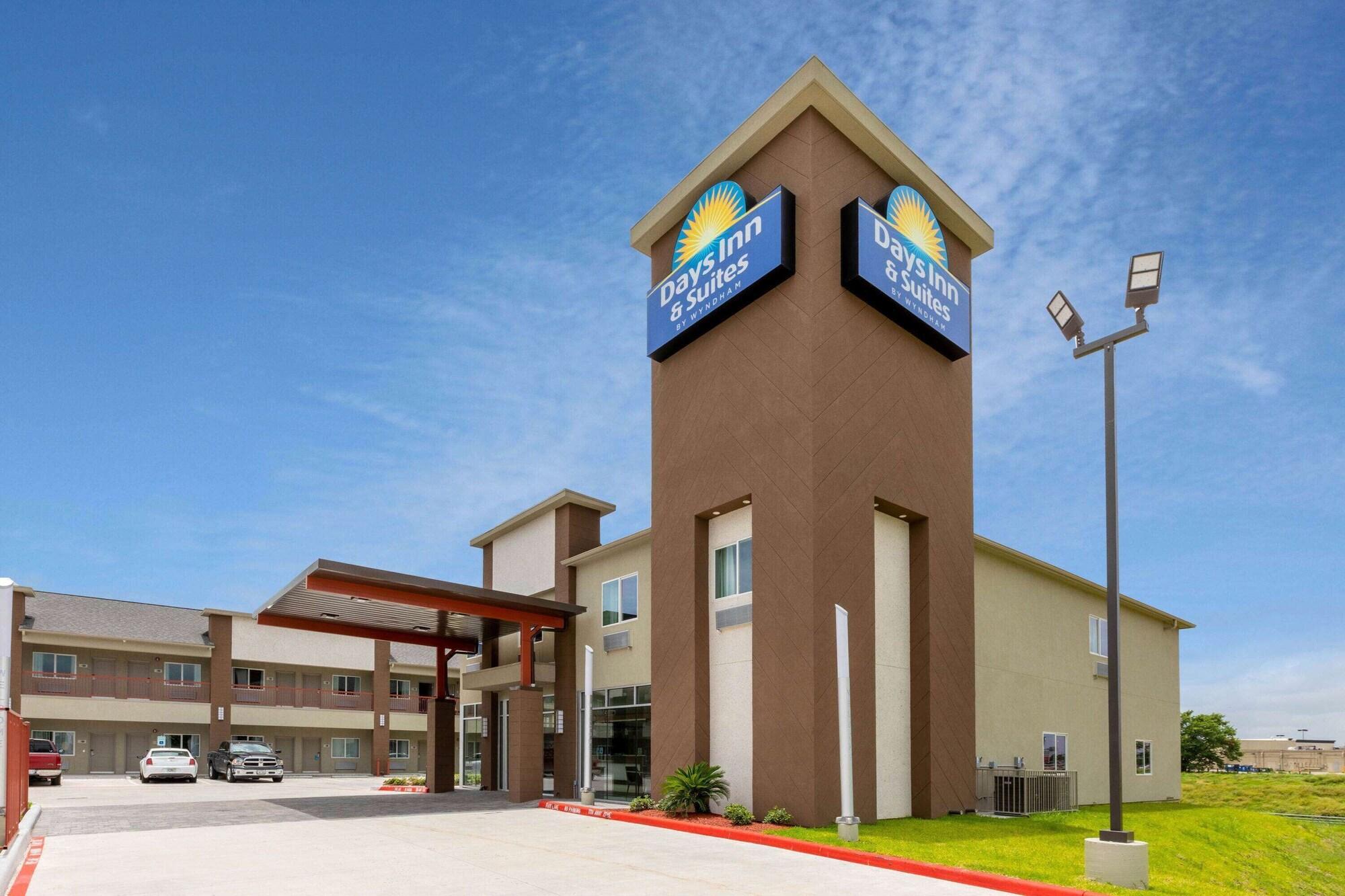 Varios Days Inn & Suites by Wyndham Downtown/University of Houston