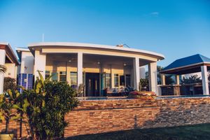Alquiler Vacacional - BEAUTIFUL AND ELEGANT 5 BDRM OCEAN FRONT HOUSE WITH DIRECT ACCESS TO THE OCEAN