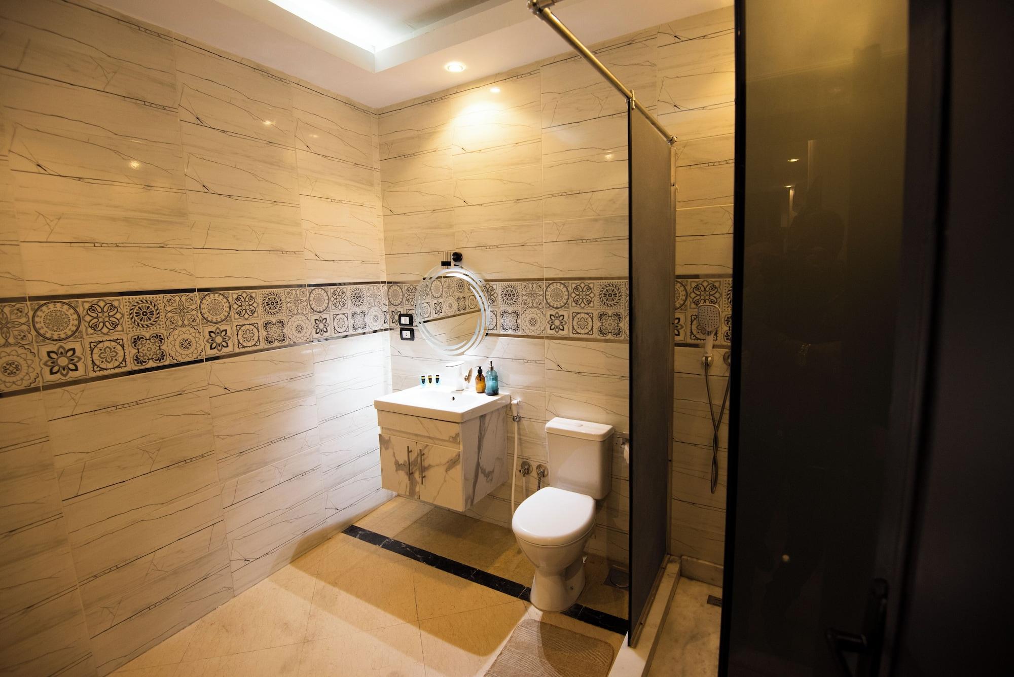 Equipamiento de Habitación Farida Grand Museum Hotel