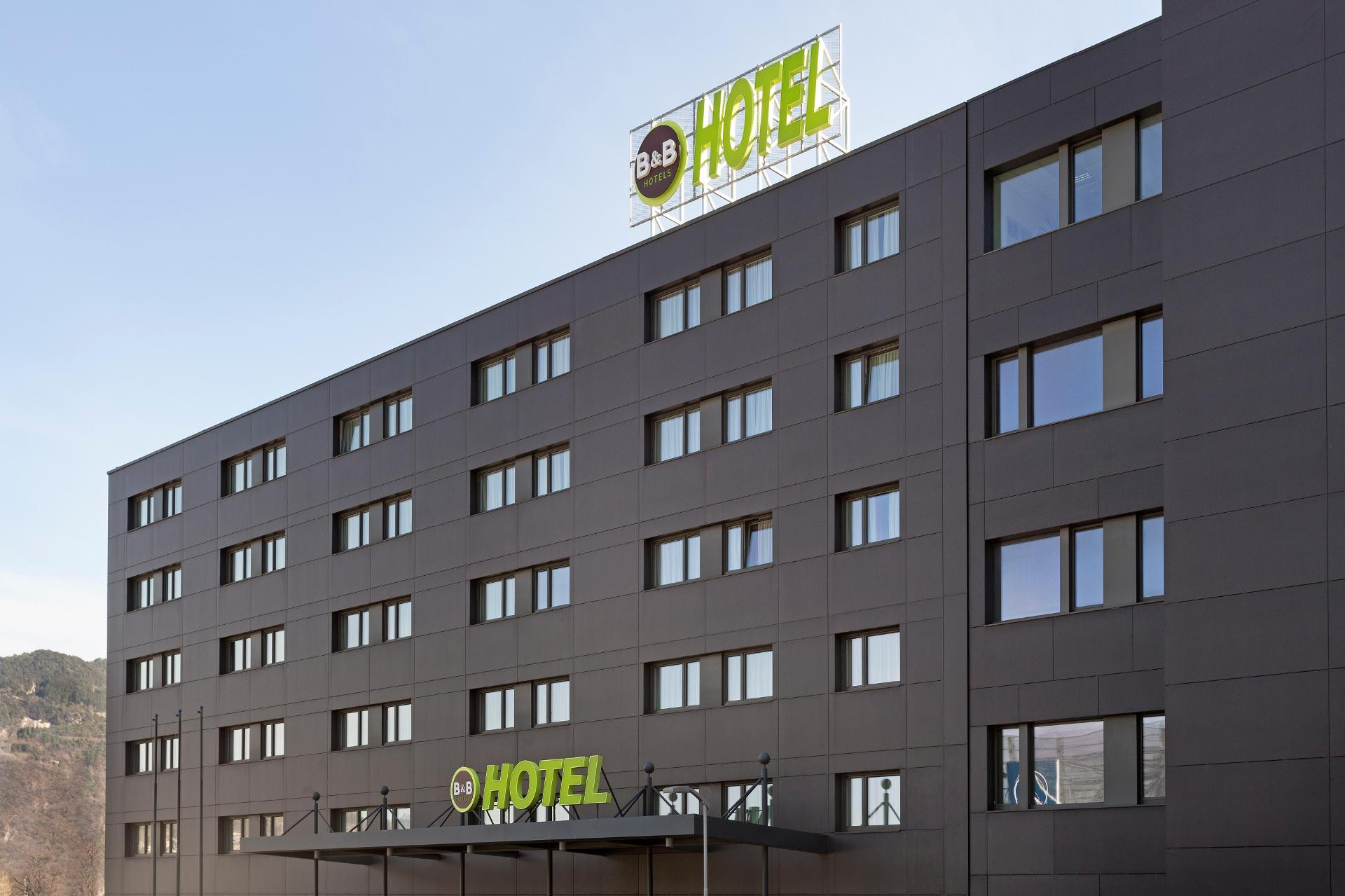 Vista Exterior B&B Hotel Trento