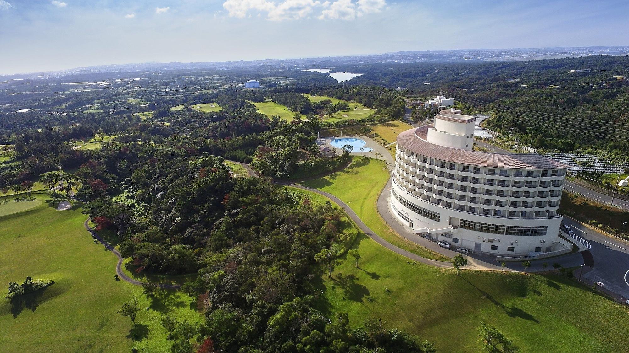 Vista Exterior ANA Crowne Plaza Resort Okinawa Uruma Hills by IHG