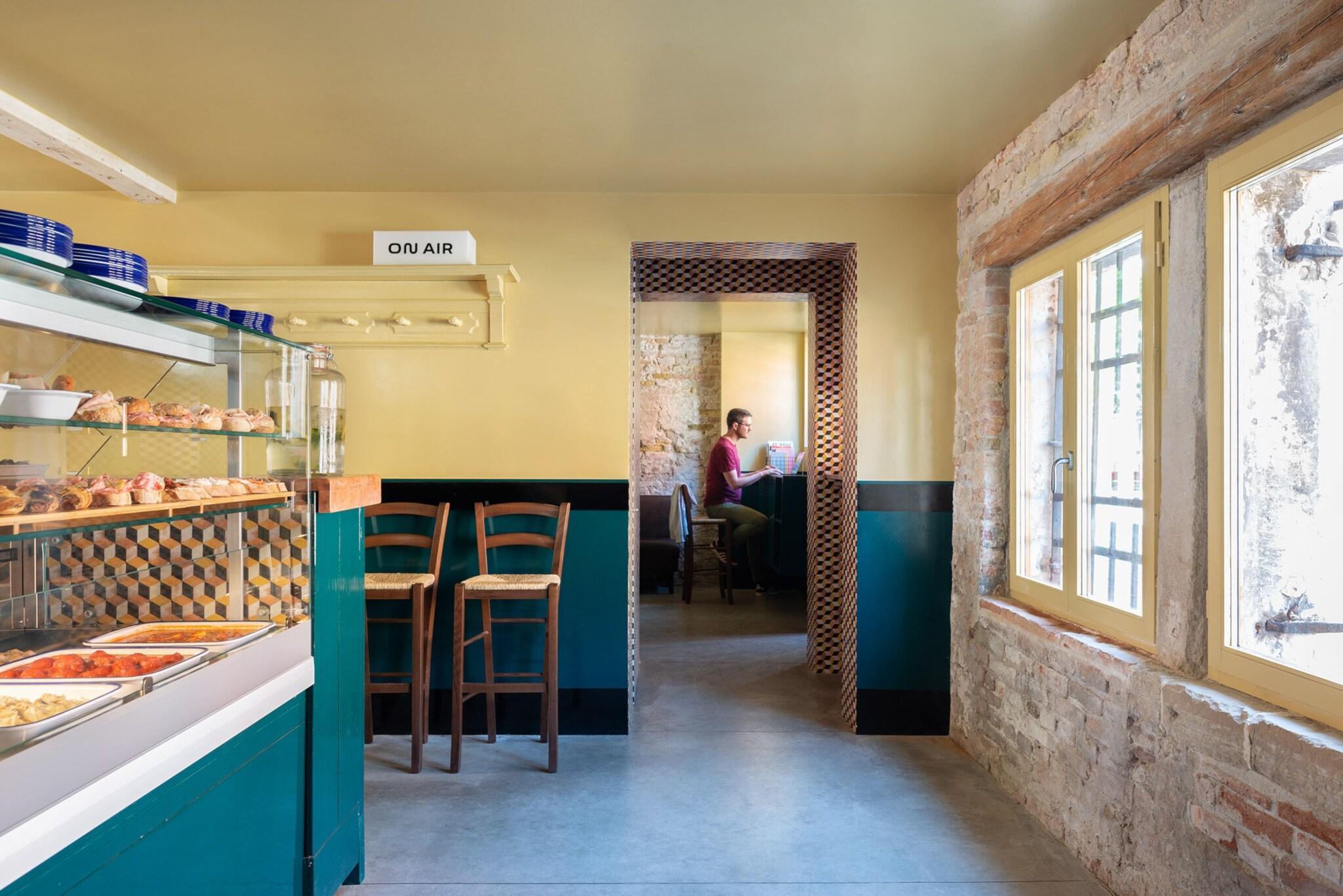 Bar/Salón Combo Venezia