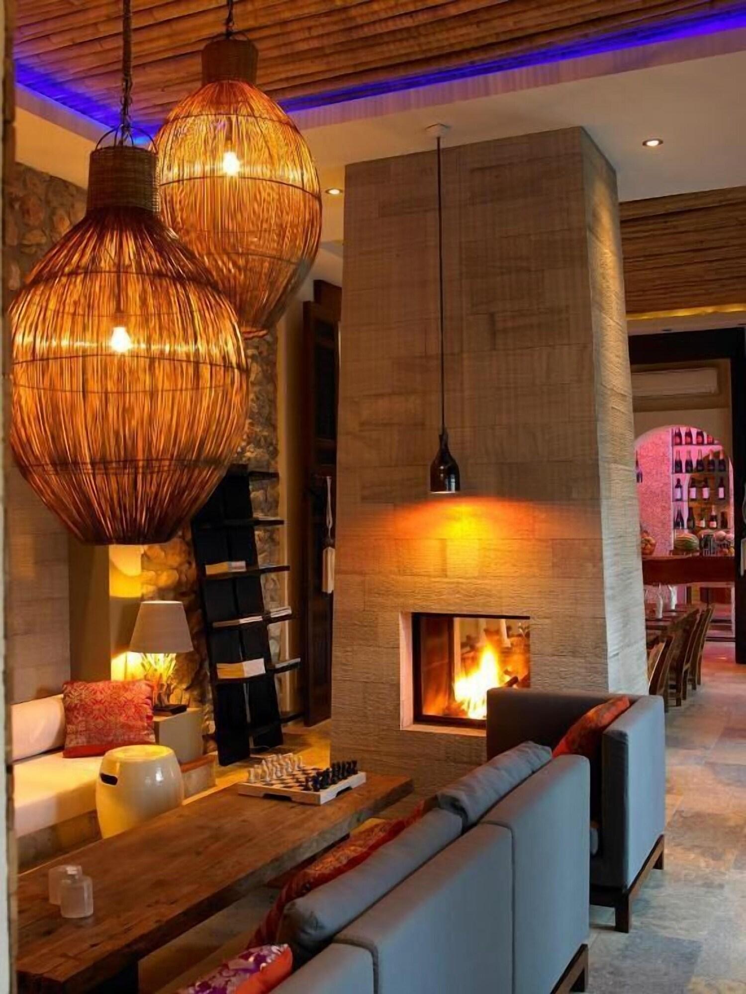 Vista Lobby The Giri Residence Hotel & Spa