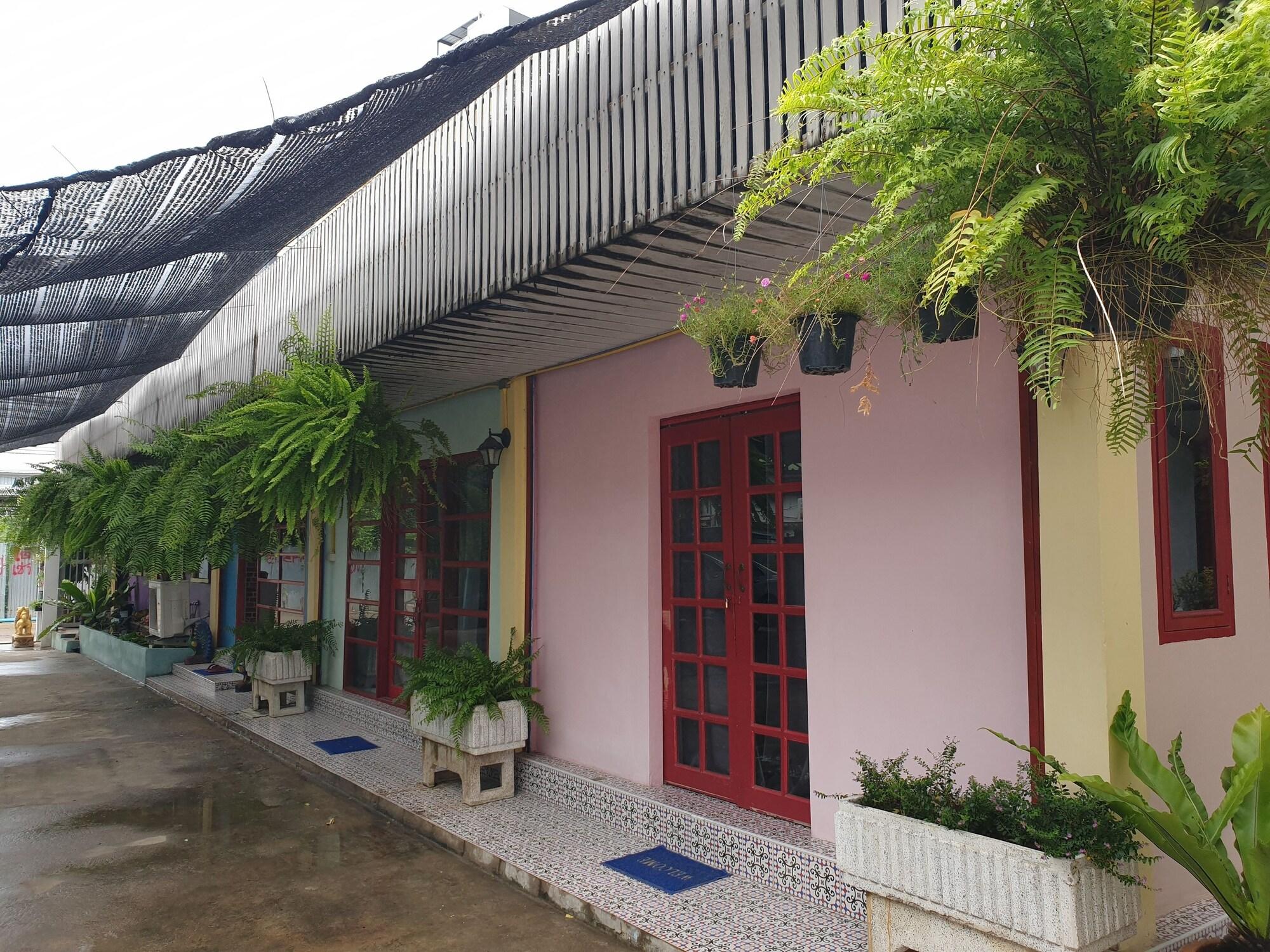 Vista Exterior Super Hostel