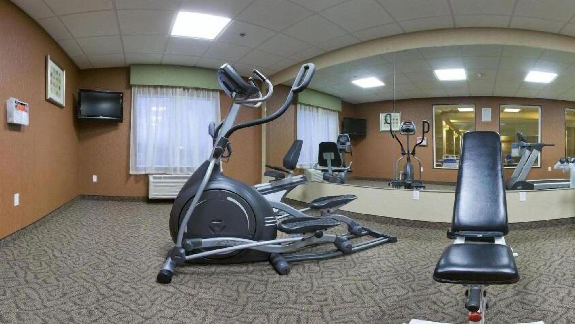 Gimnasio Holiday Inn Express Hotel & Suites Magee by IHG