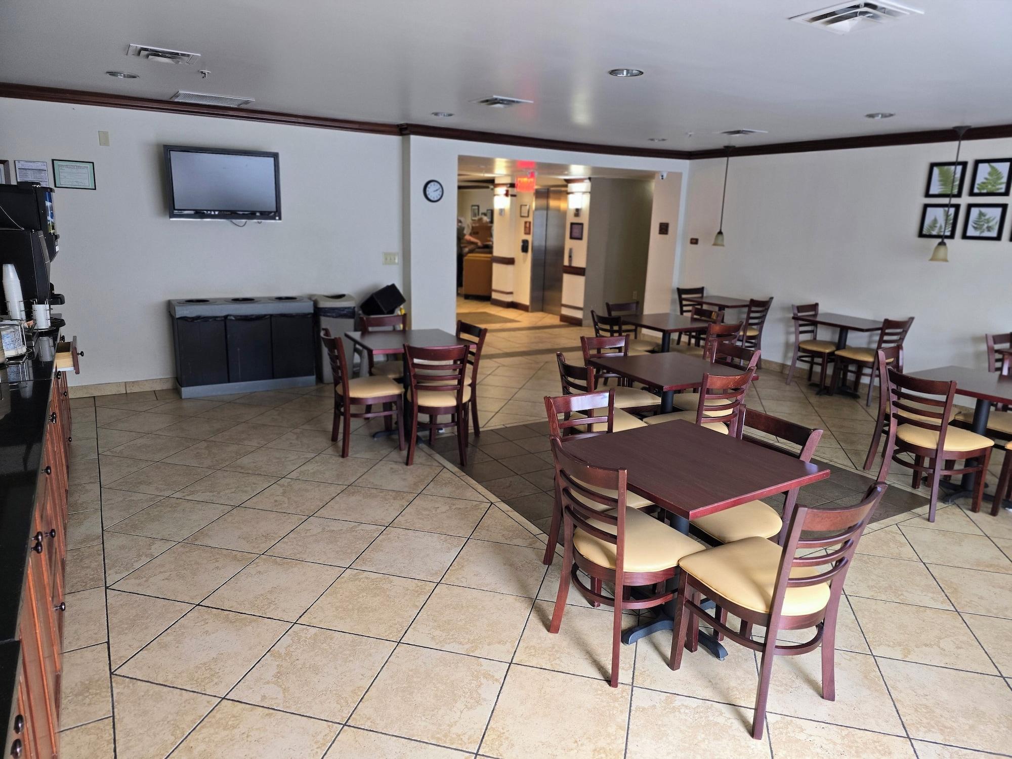 Restaurant Sleep Inn & Suites Manchester near Arnold AFB