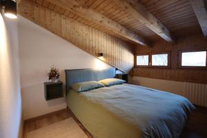 Alquiler Vacacional - ATTICO MODERNO CON 2 CAMERE DA LETTO PARCHEGGIO GRATUITO