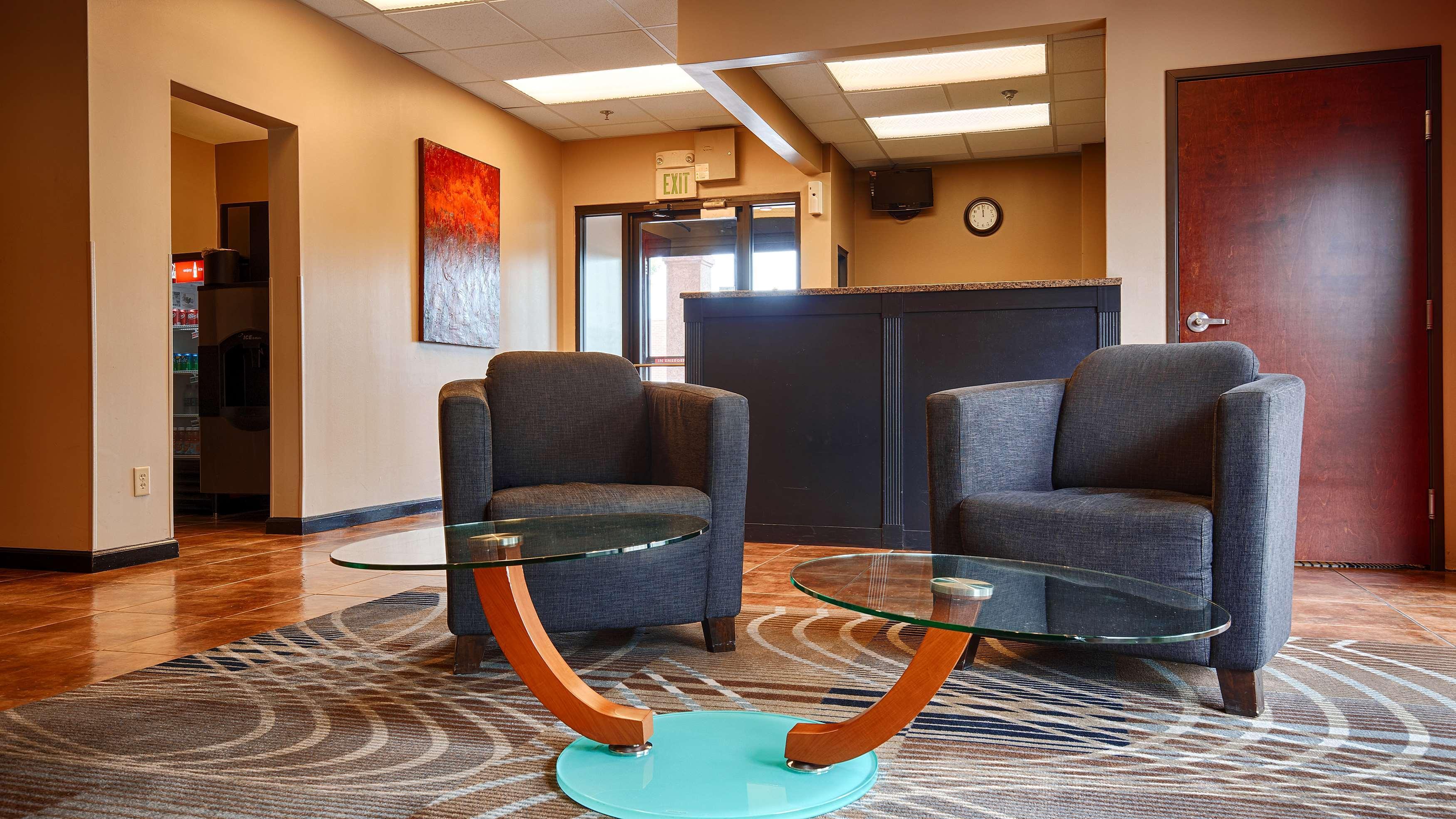 Vista Lobby Best Western Plus Gen X Inn