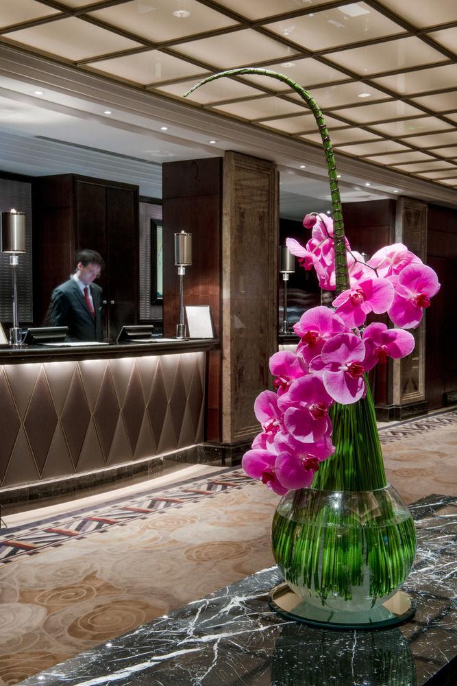 Vista Lobby The St. Regis London
