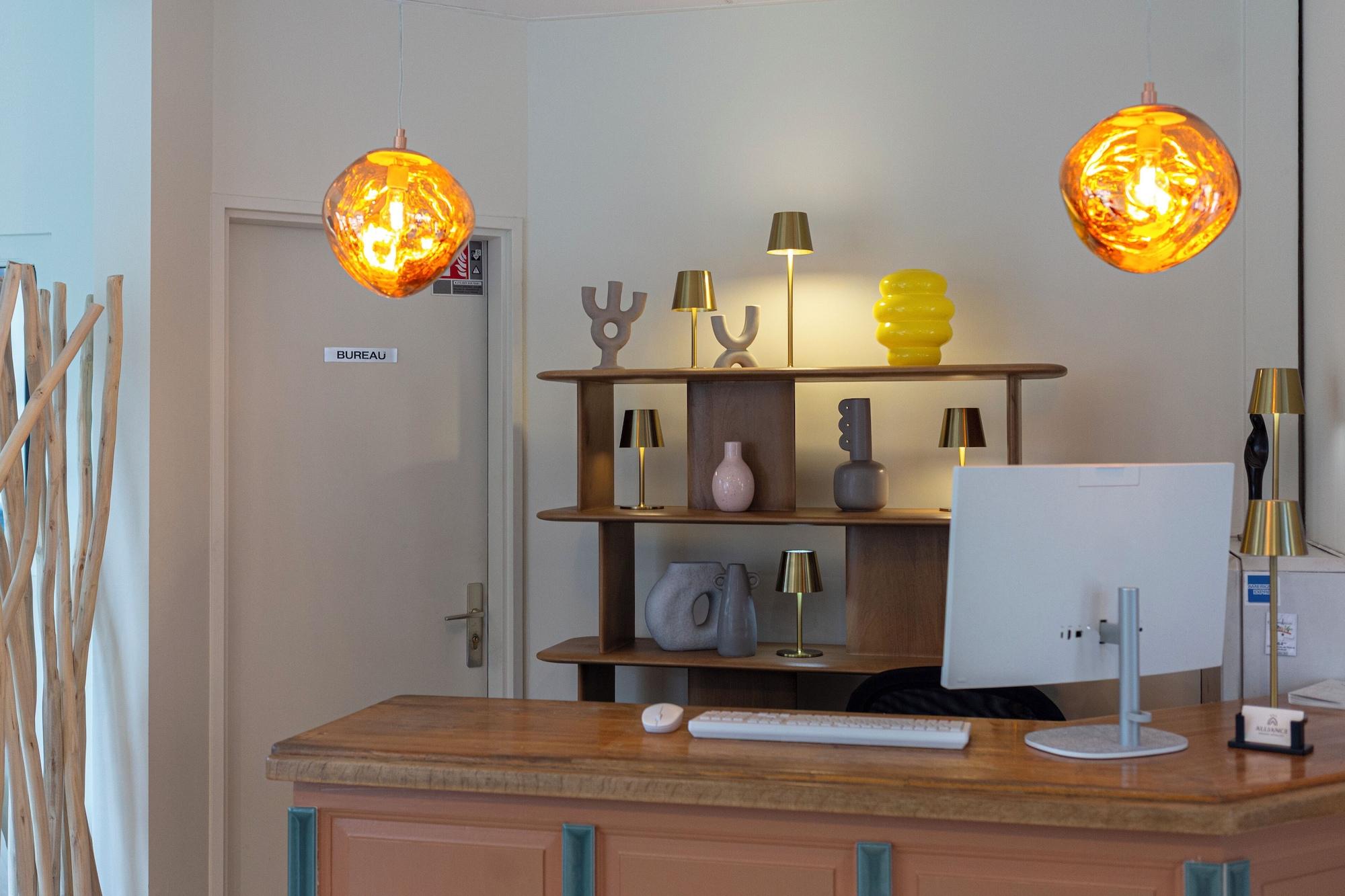 Vista Lobby Hôtel Alliance - Proche Paris