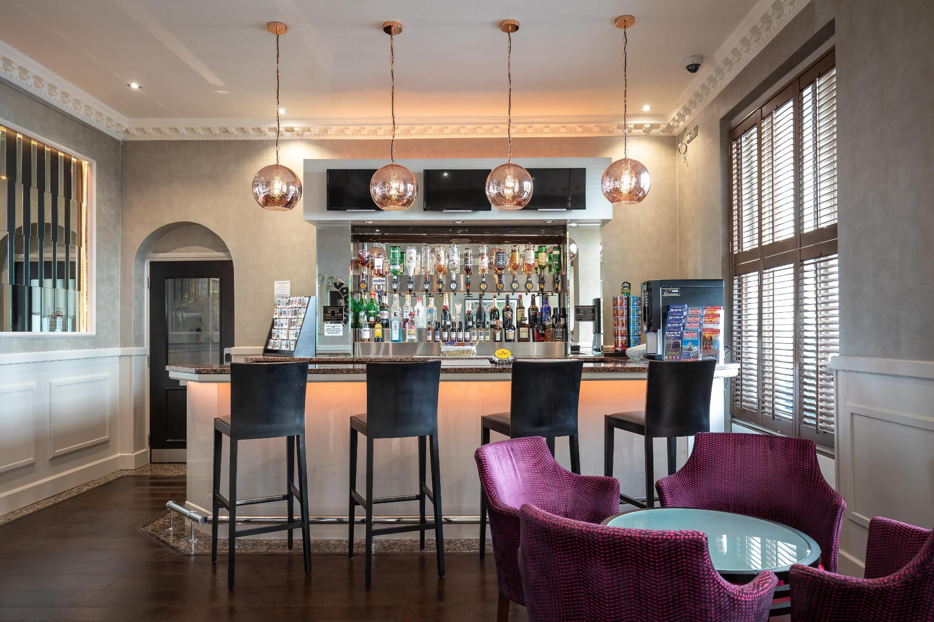 Bar/Salón Sidney Hotel London Victoria