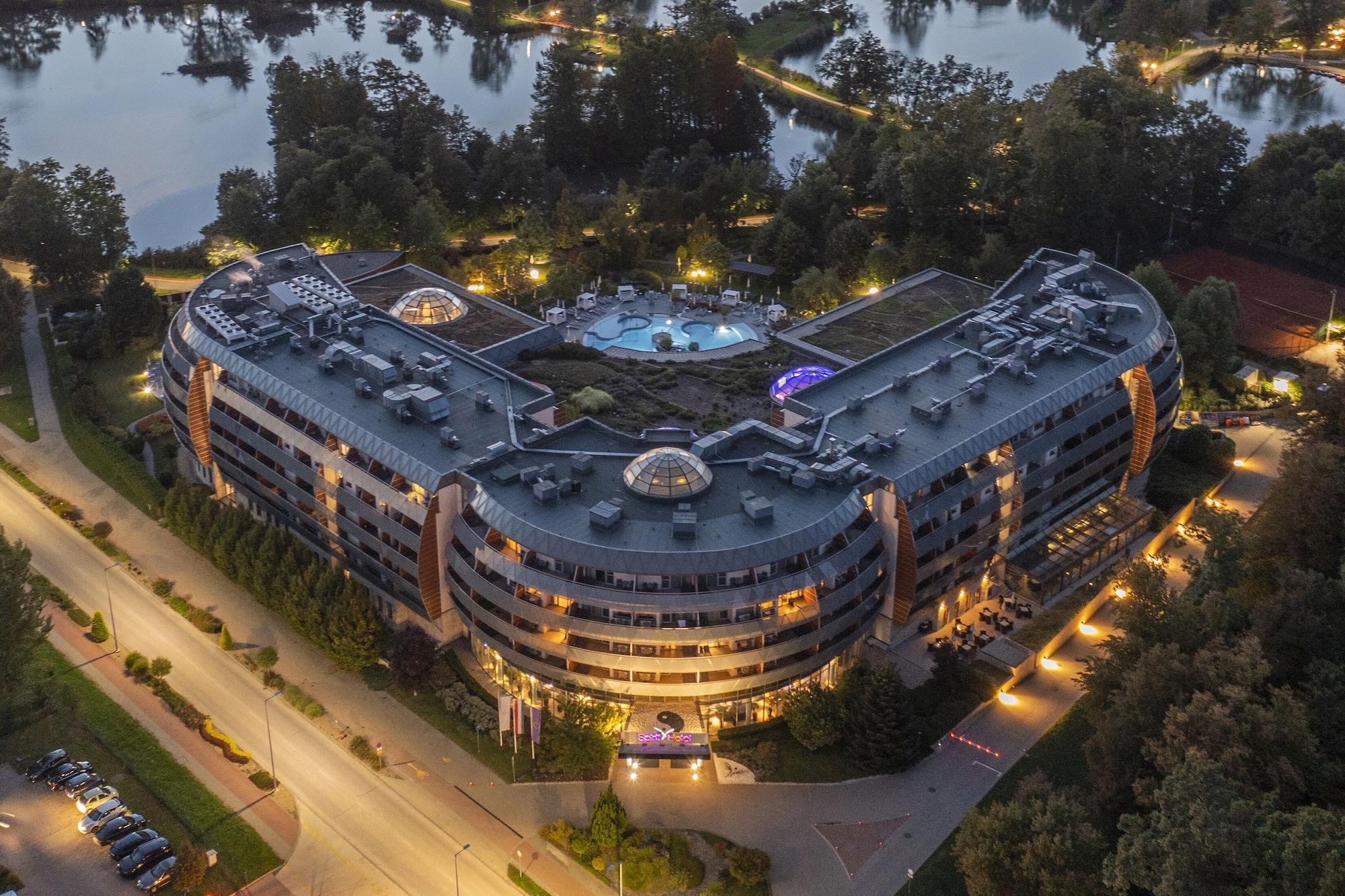 Vista Exterior Spirit Hotel Thermal Spa