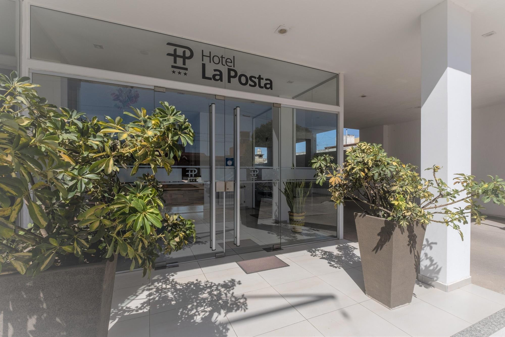 Vista Exterior Hotel La Posta