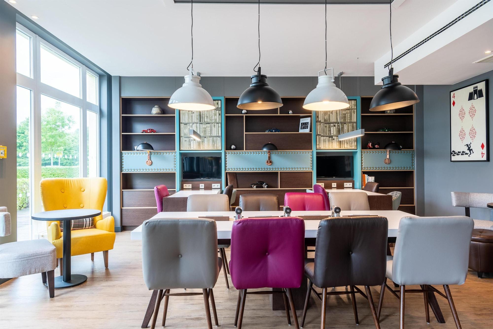 Sala de Reuniones Premier Inn München Airport Ost