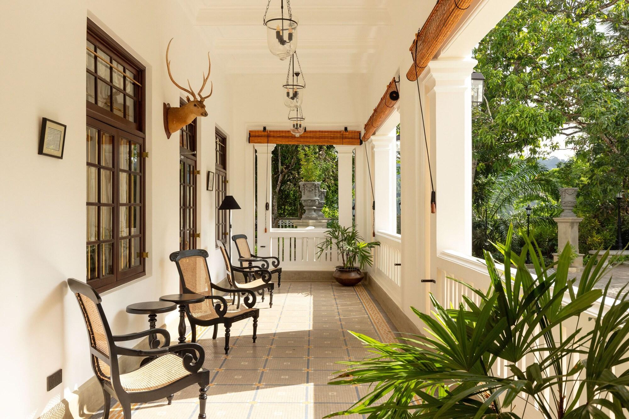 Vista Lobby The Grand Walawwa