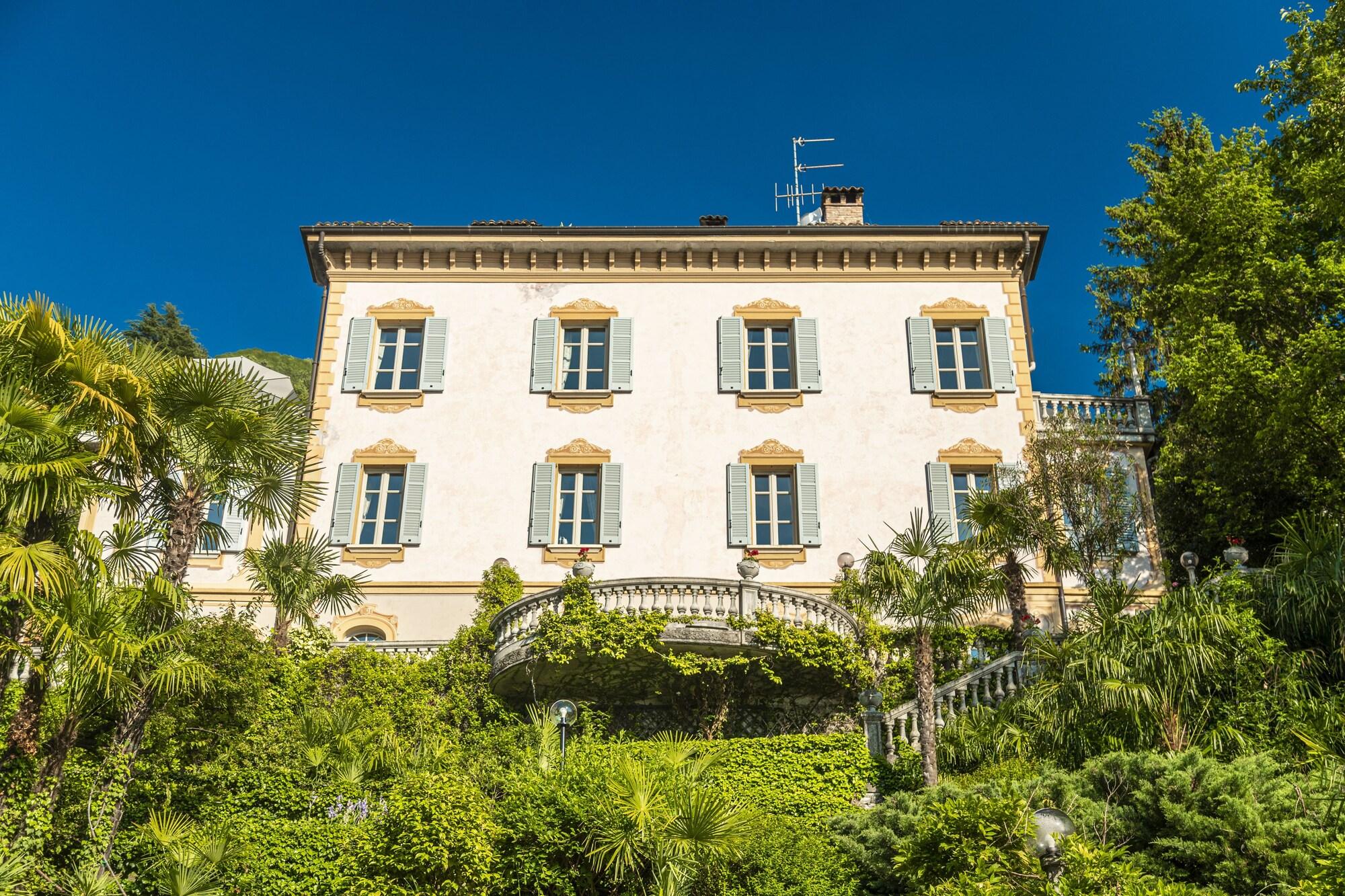 Vista Exterior Villa Costanza