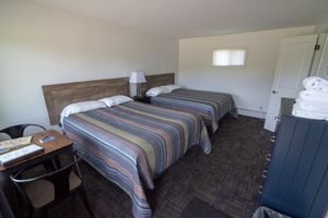 Alojamiento - Three Lakes Motel