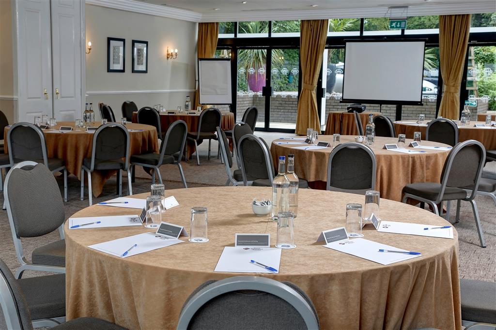 Centro de Negocios Best Western Plus Pinewood Manchester Airport-Wilm