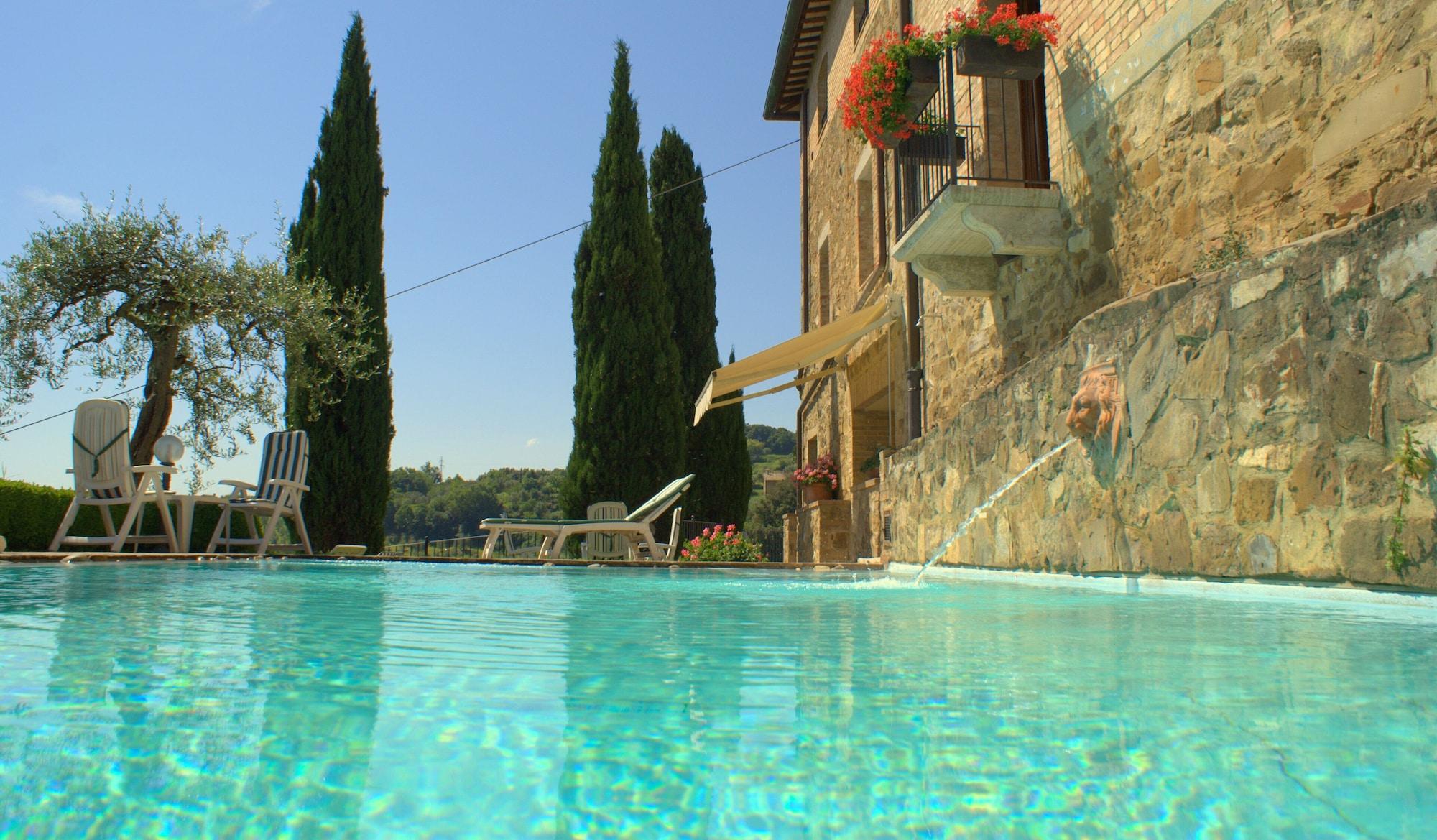 Varios Hotel Vecchia Oliviera