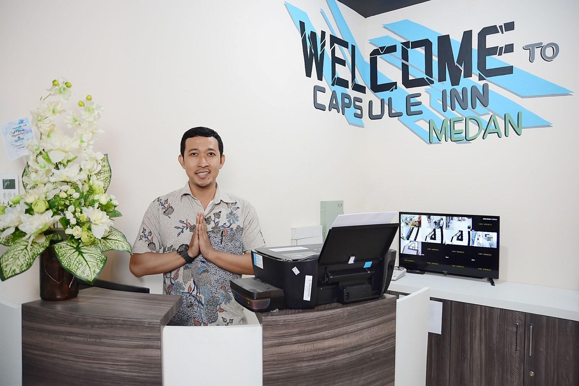 Vista Lobby RedDoorz Hostel @ Capsule Inn Medan