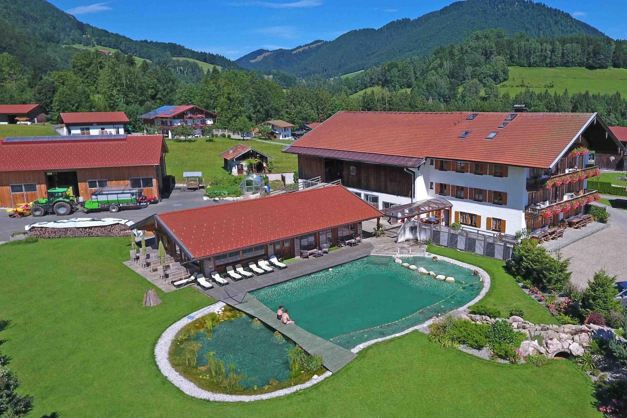Varios Zeller Hof
