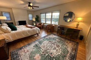 Alquiler Vacacional - Lakefront Connecticut Oasis - Updates throughout