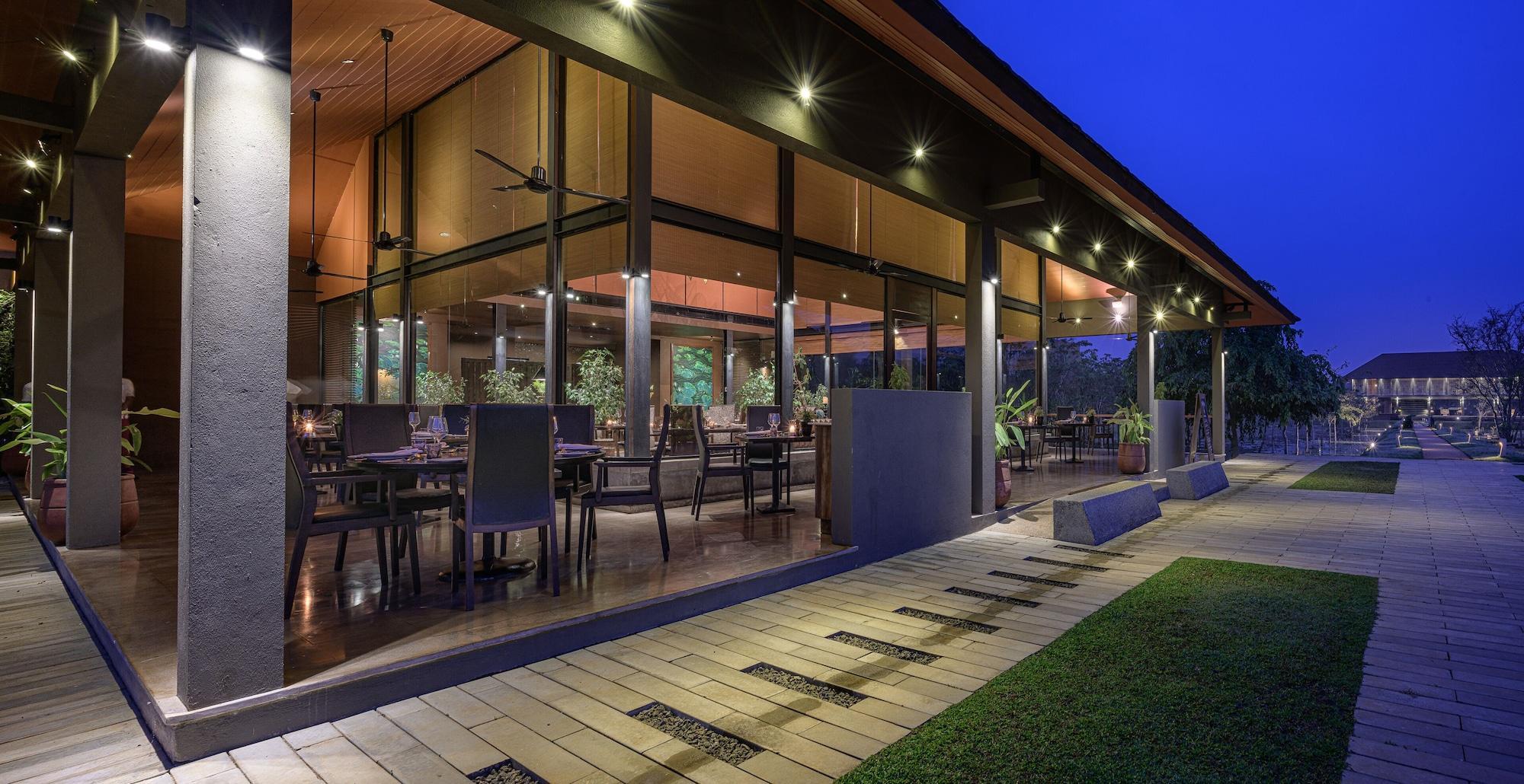 Restaurant Water Garden Sigiriya