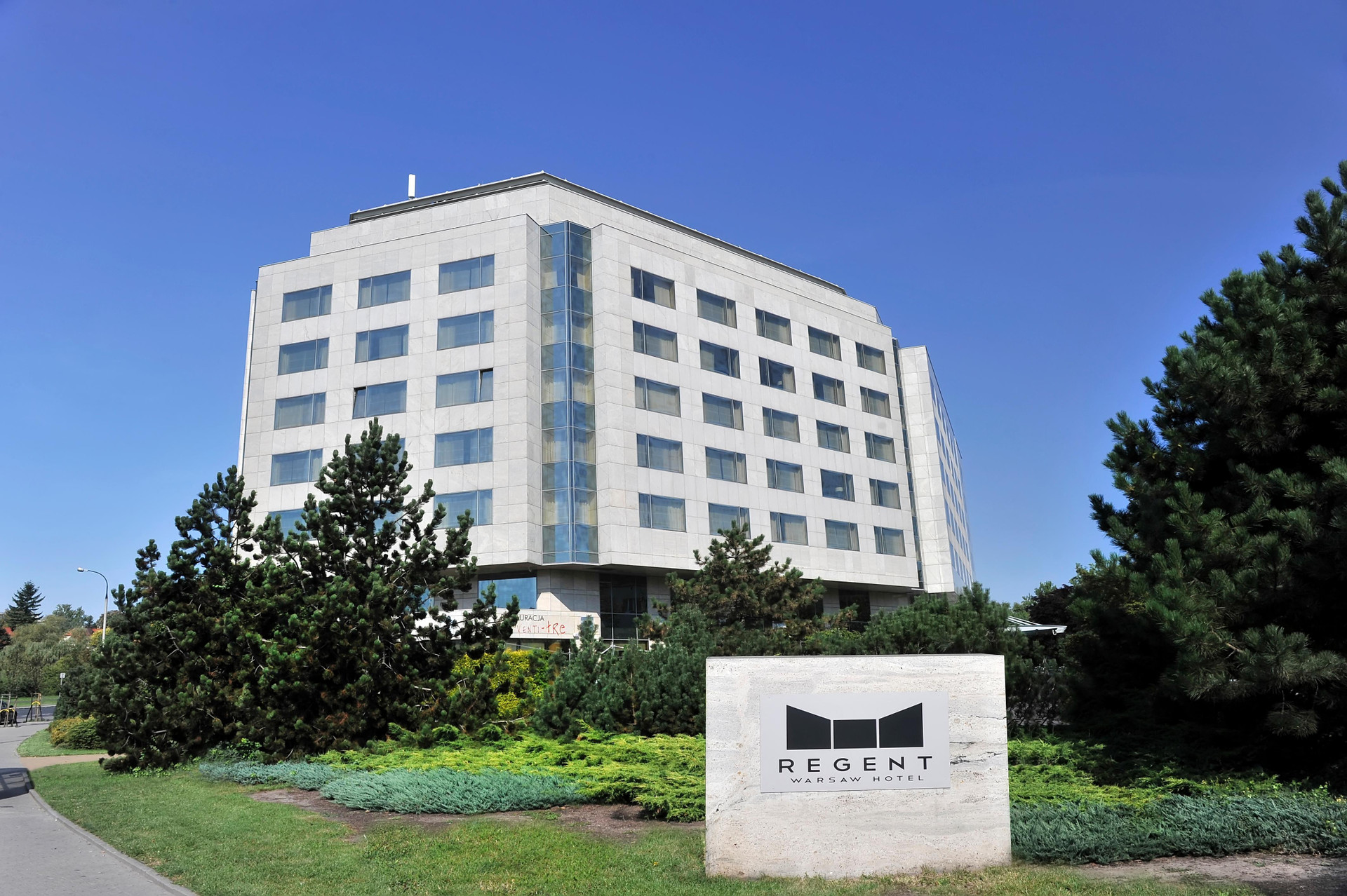 Vista Exterior Regent Warsaw Hotel