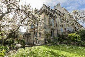 Alojamiento - Grosvenor Villa