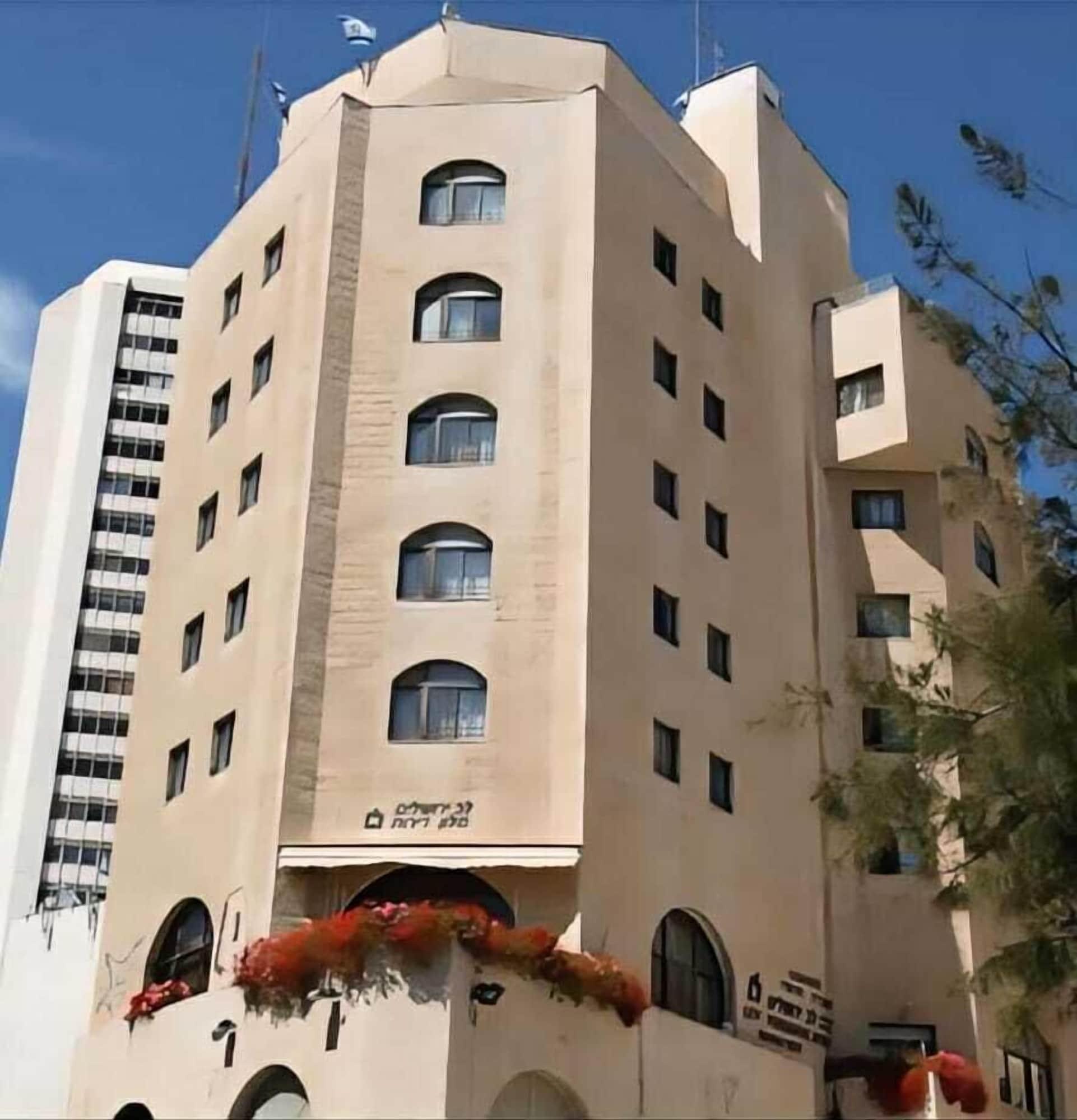 Varios Lev Yerushalayim