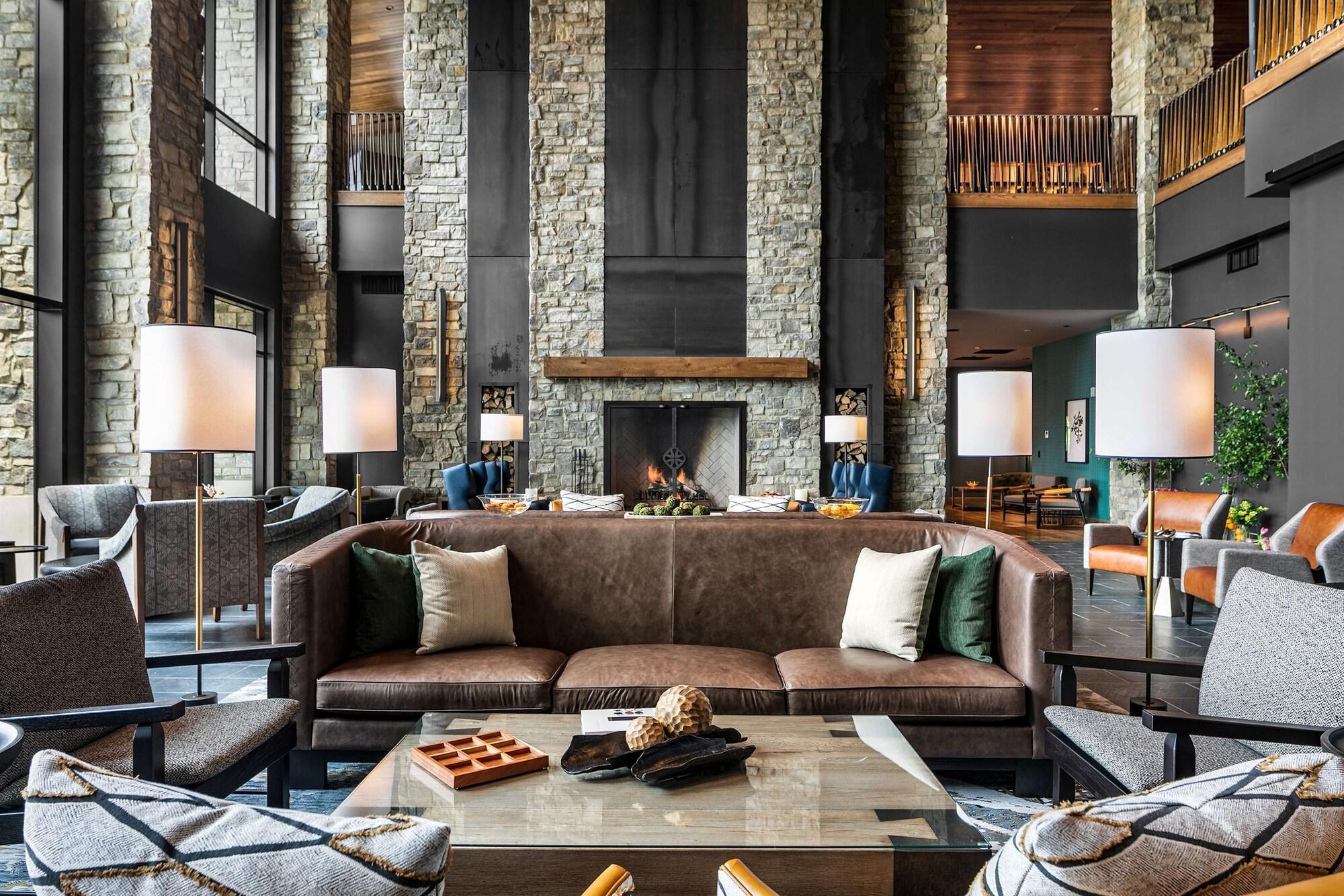 Vista Lobby Cloudland at McLemore Resort Lookout Mountain, Curio by Hilton