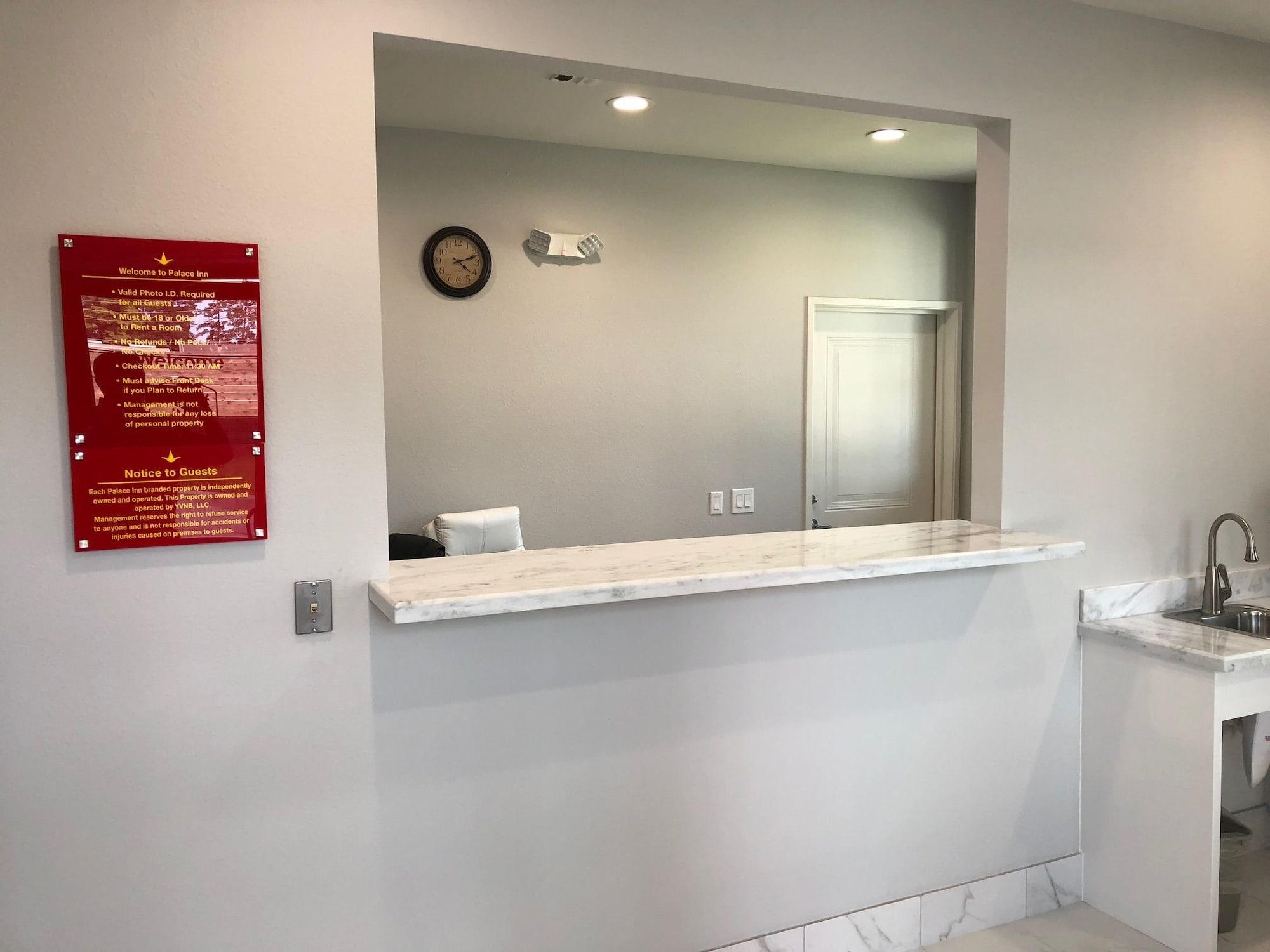 Vista Lobby Palace Inn Conroe