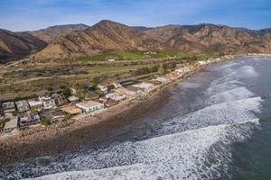 Renta temporal - Luxury Oceanfront Gated Retreat On Faria Beach Between Ventura And Santa Barbara