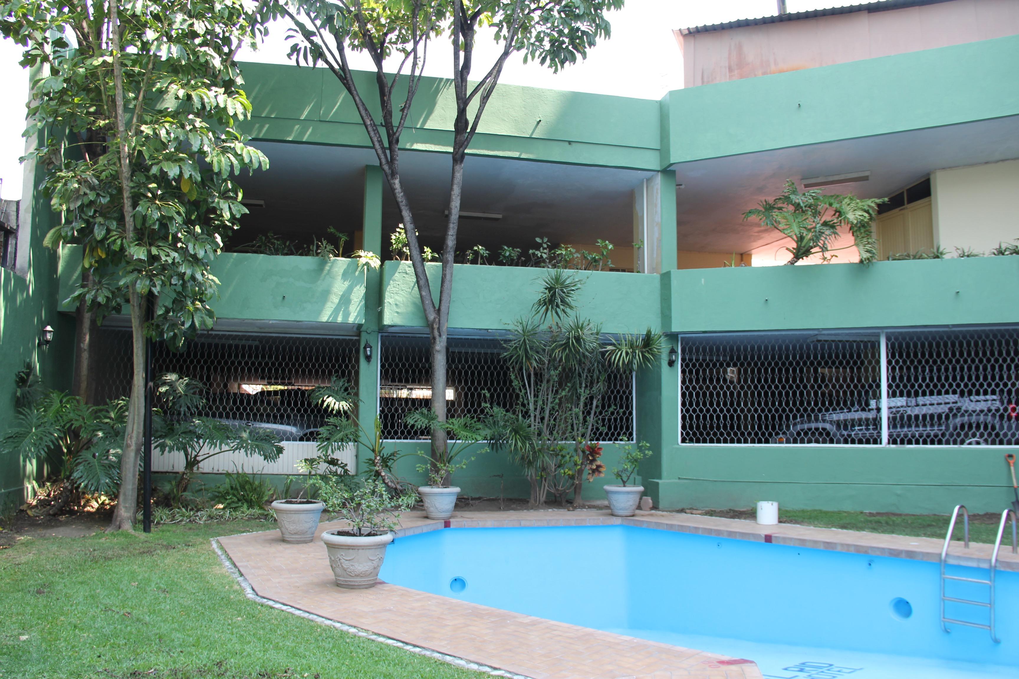 Vista Piscina Hotel Parador del Río