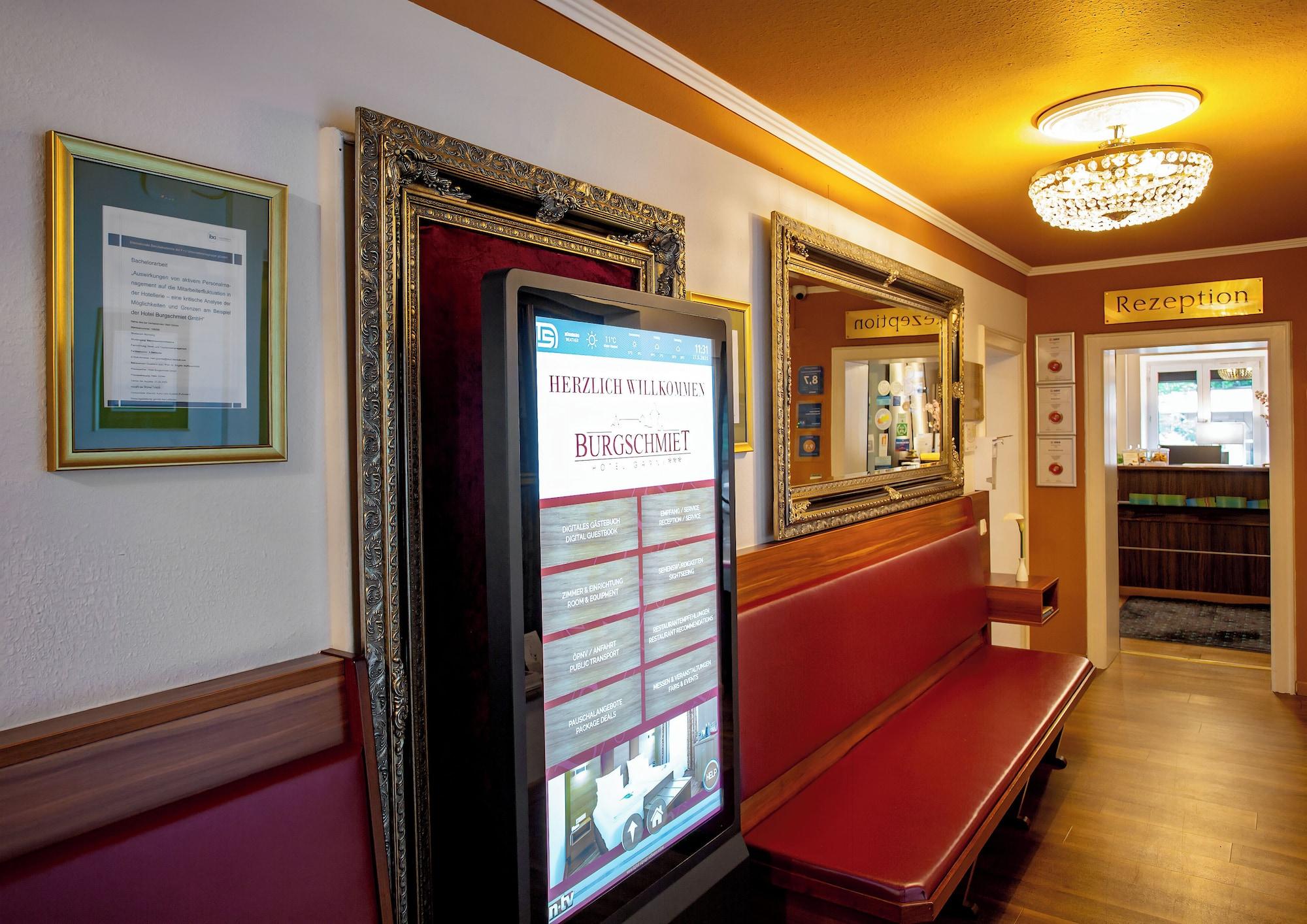 Vista Lobby Hotel Burgschmiet