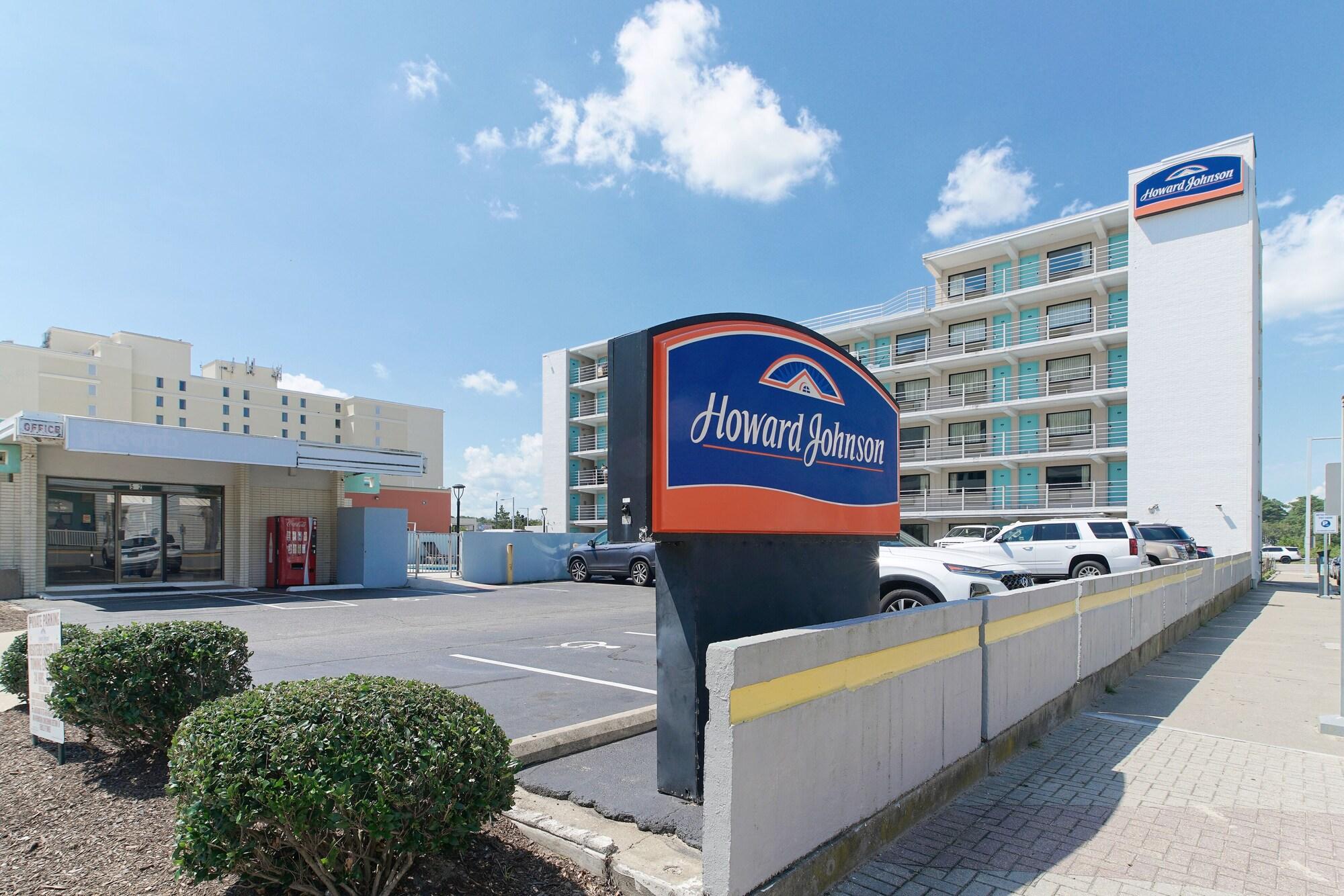 Vista Exterior Howard Johnson by Wyndham Virginia Beach At The Beach