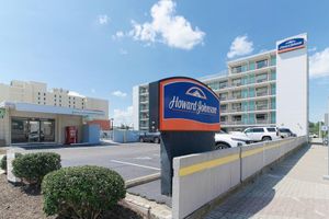 Alojamiento - Howard Johnson by Wyndham Virginia Beach At The Beach
