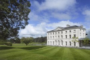 Alojamiento - Farnham Estate Hotel