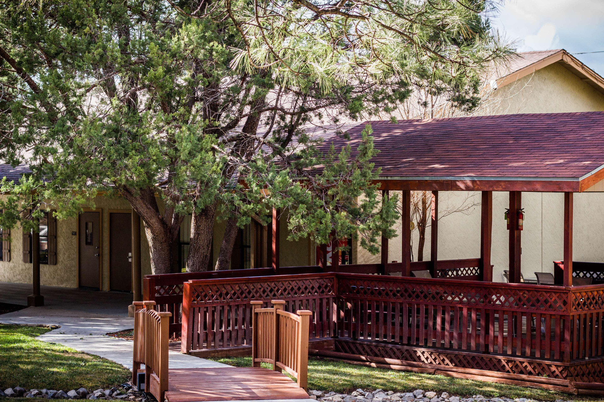 Vista Exterior Best Western Pine Springs Inn