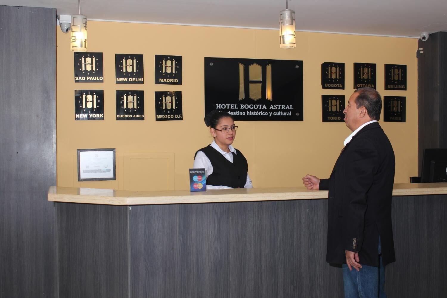 Vista Lobby Hotel Bogota Astral