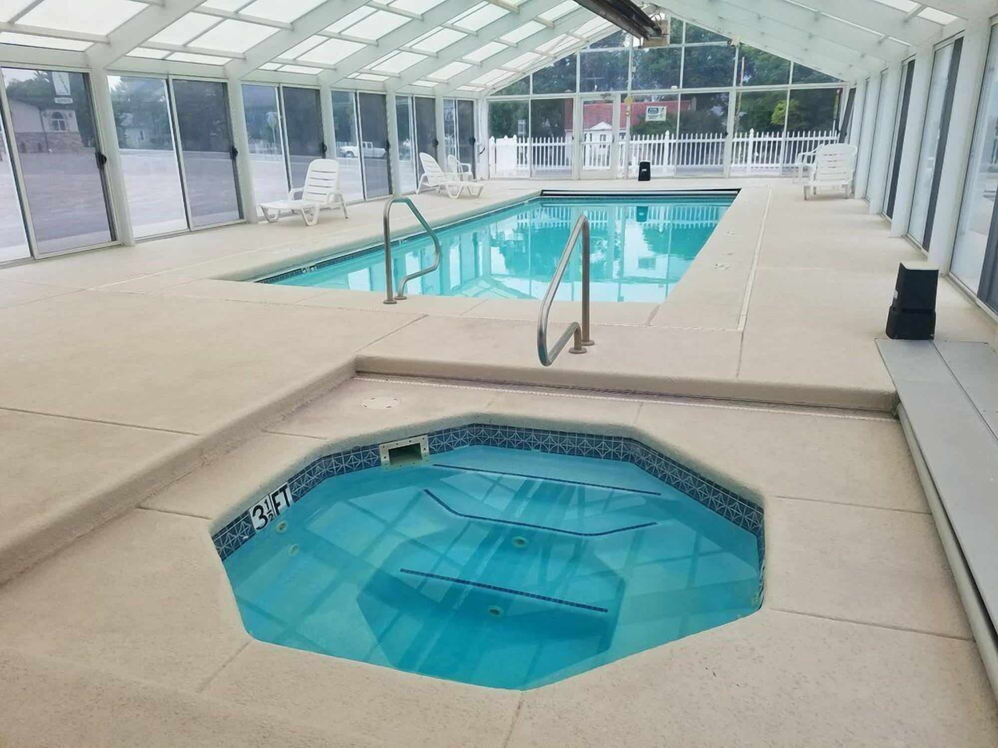 Vista Piscina Aquarius Inn