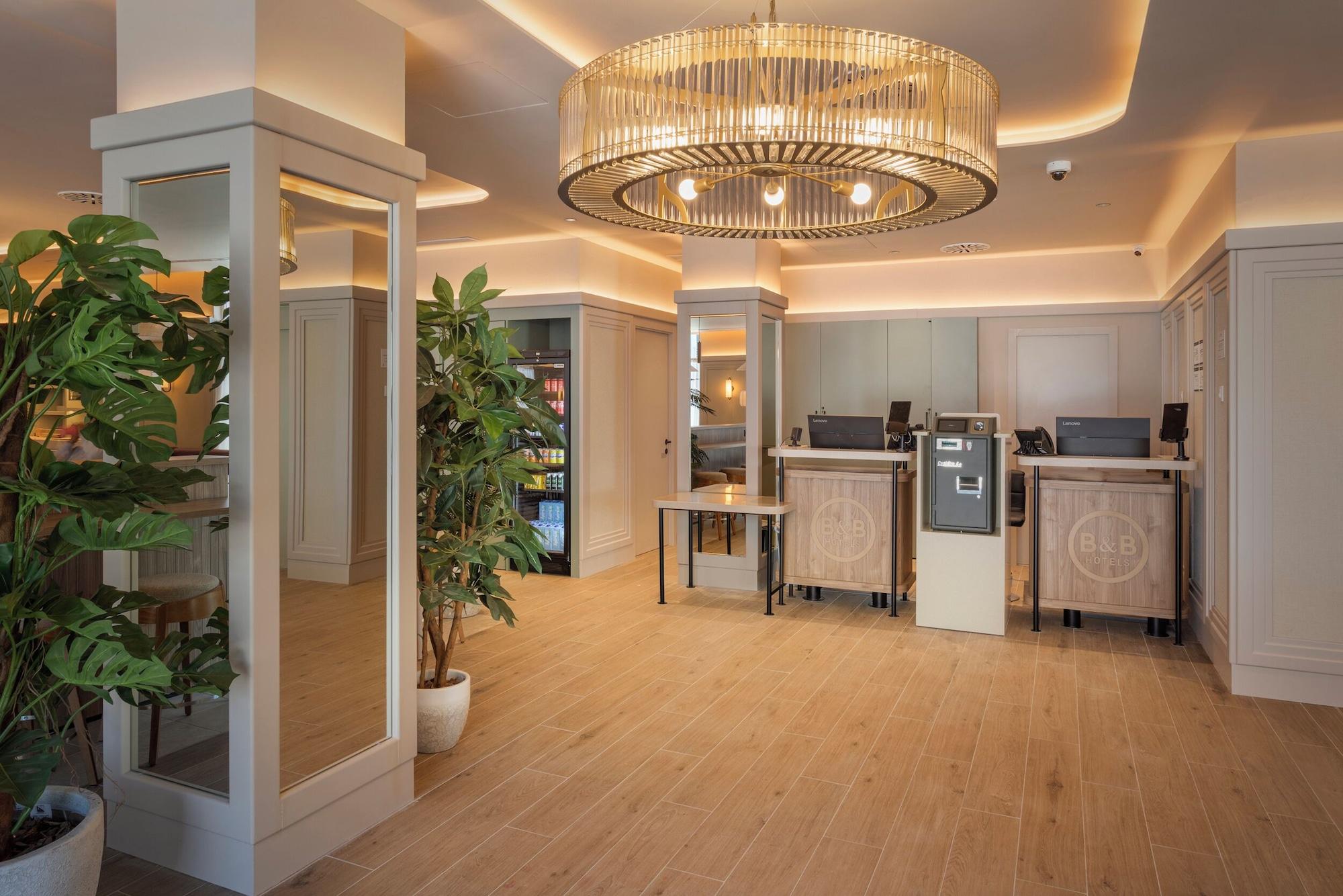 Vista Lobby B&B HOTEL Madrid Vallecas Ensanche